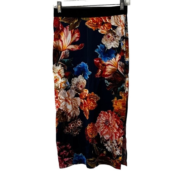 HARK + HAMMER SILK MIDI SKIRT + NAVY BOUQUET STRETCH SILK XS FLORAL - Picture 13 of 16